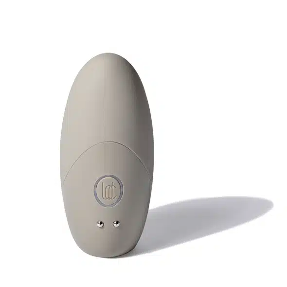 Carezza percussiontouch clitorale massager Lora DiCarlo