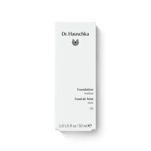 Foundation 06 walnut 30 ml Hauschka